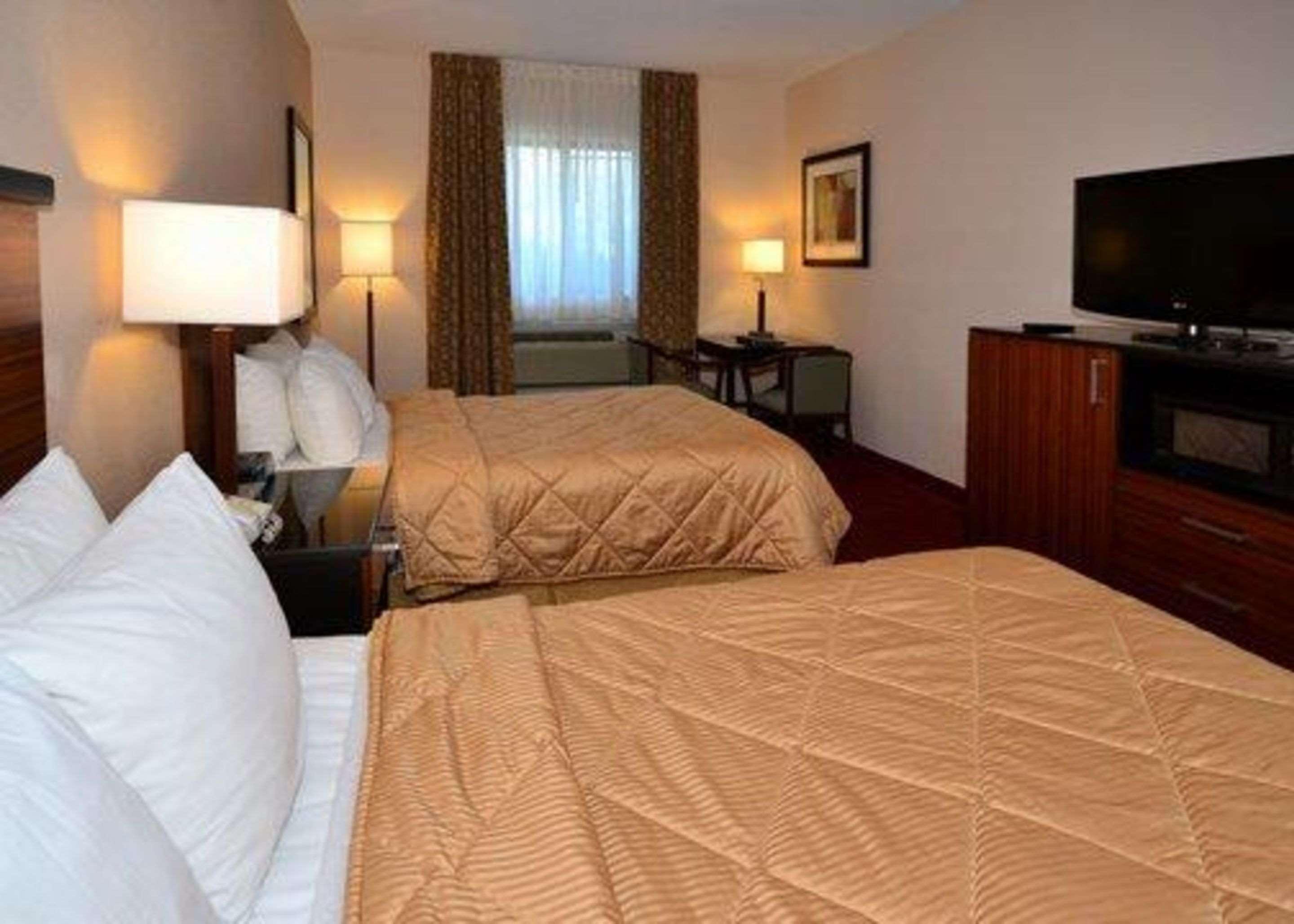 Surestay Plus By Best Western Reading North Esterno foto