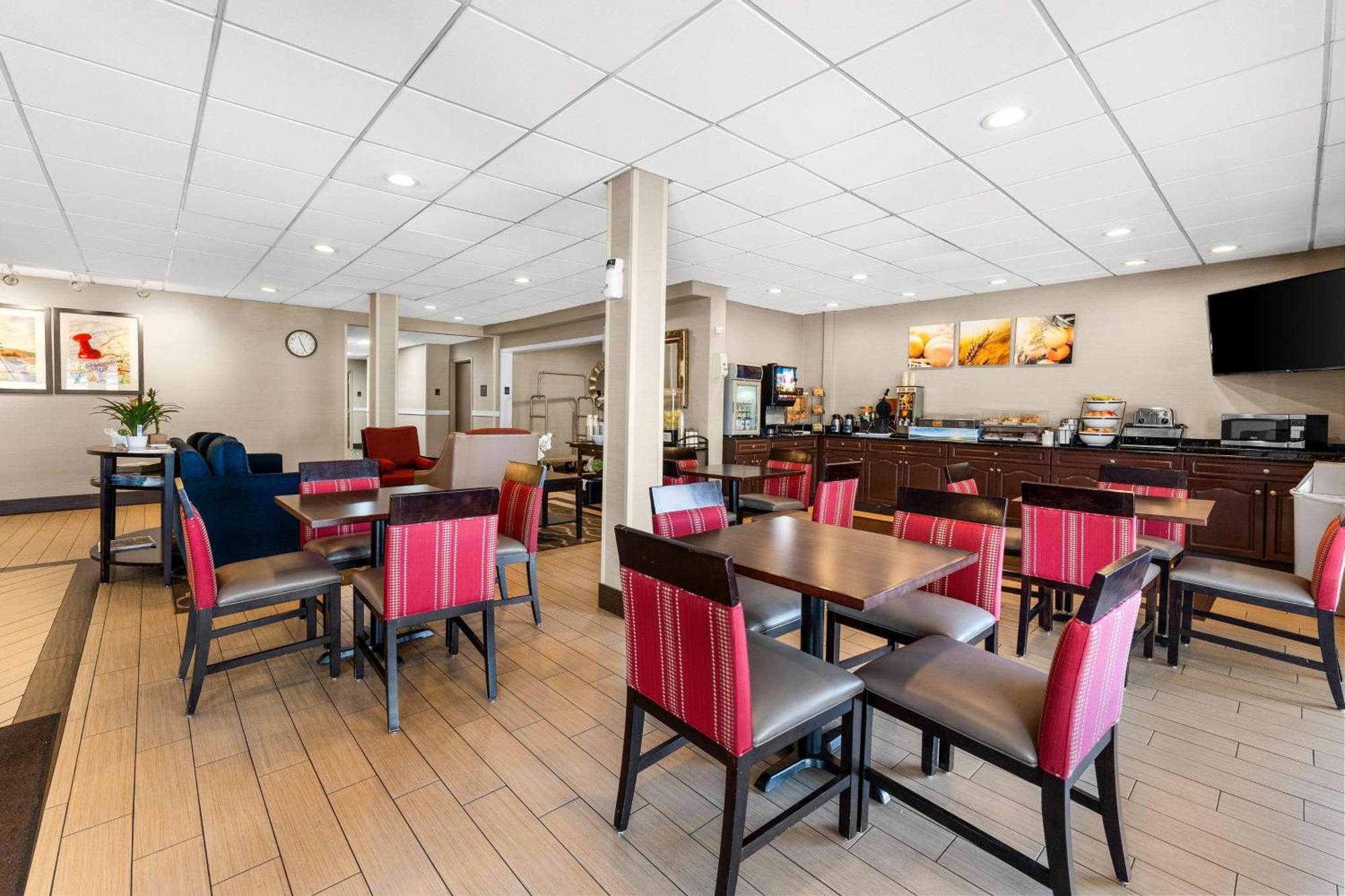 Surestay Plus By Best Western Reading North Esterno foto